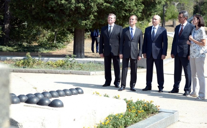 Путин оставил запись в книге почетных гостей мемориального комплекса «Малахов курган» (ФОТО) (фото) - фото 2