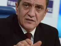 Меняйло потребовал от Украины немедленно освободить севастопольского депутата, задержанного на границе