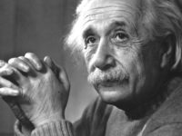Общая теория относительности Эйнштейна: четыре шага, предпринятых гением